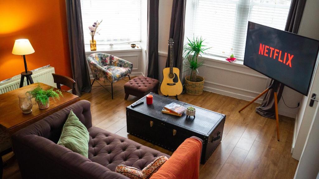 20min train to Edinburgh, The Coorie Inn, Inverkeithing