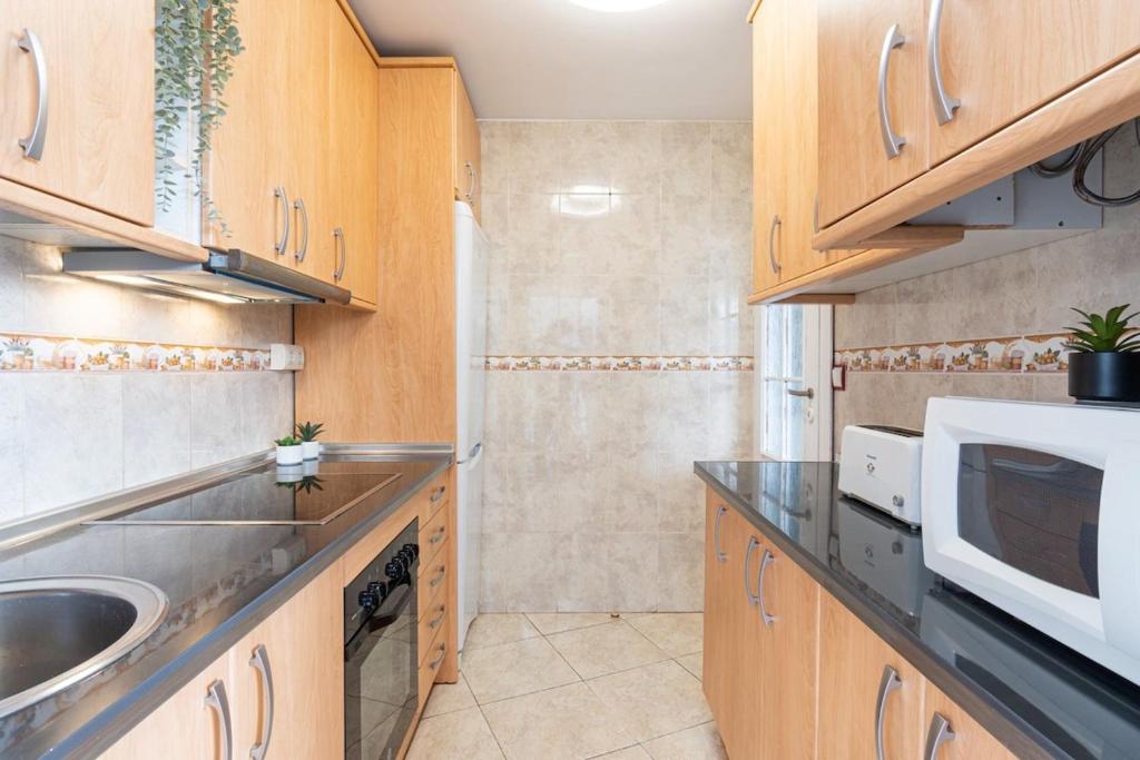 Salou -2HB-4pax -Beach-Sea View-AC-WiFi15 - 2