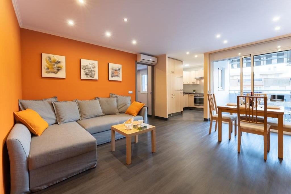 Salou-Danubio-Center-Pool-2bed-PortAvntura-AA-WIFI17 - 5
