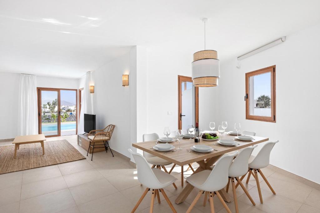 Villa Navya - VipVipVillas - 2