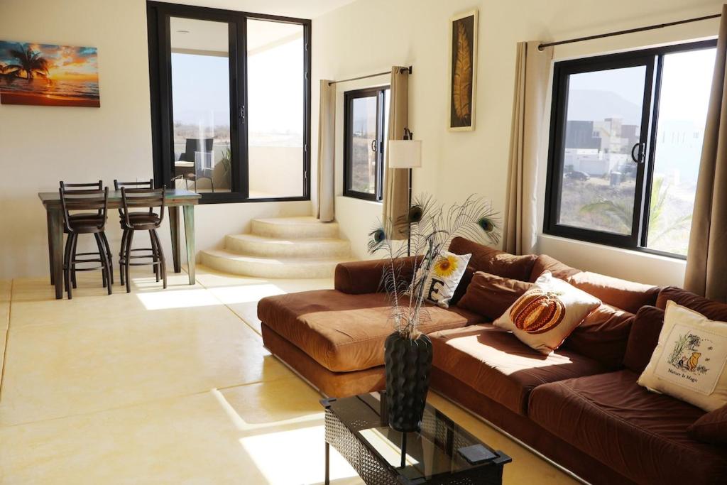 Casa Nirvana - Hillside Retreat, El Pescadero