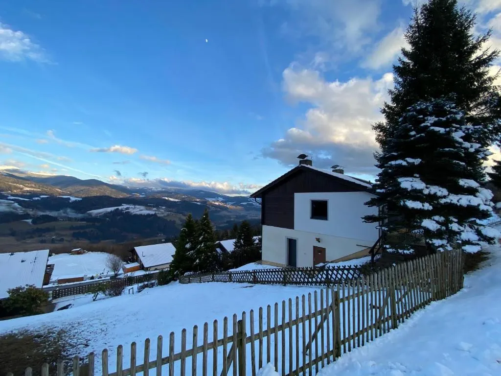 Japaner Haus, hotell sihtkohas Weitenbach