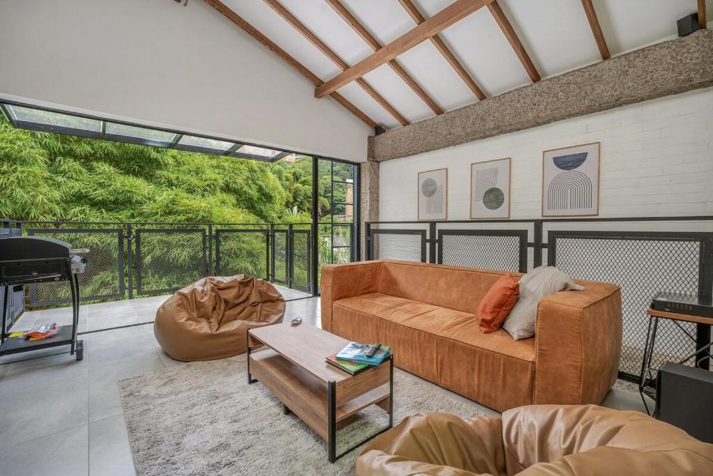 Huge PH | Indoor Pool & Jacuzzi, Lleras Park - 3