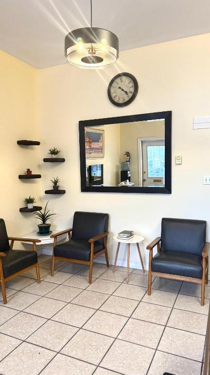 Lincoln Inn Fredericton フロント・ロビー