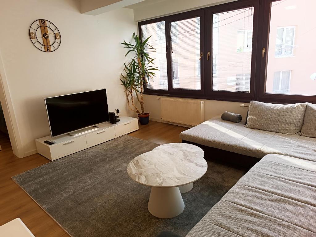 Apartments Tvrtko - 4