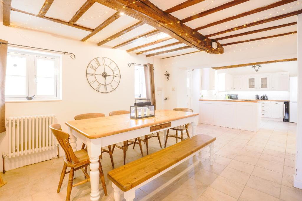 The Old Coach House, Witney