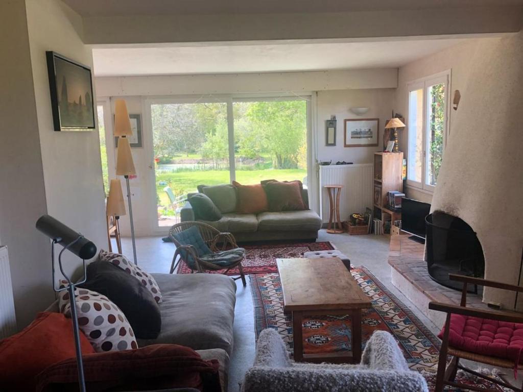 Maison spacieuse à Carnac, 5 pièces, 5000m² jardin, animaux OK, parking, proche plages - FR-1-377-96 - 3