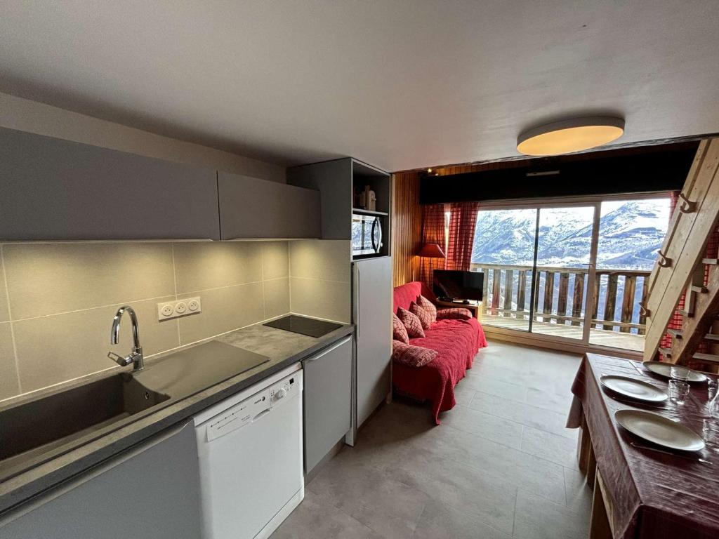 Appartement rénové 2 pièces + mezzanine près des pistes, calme et confort - 5