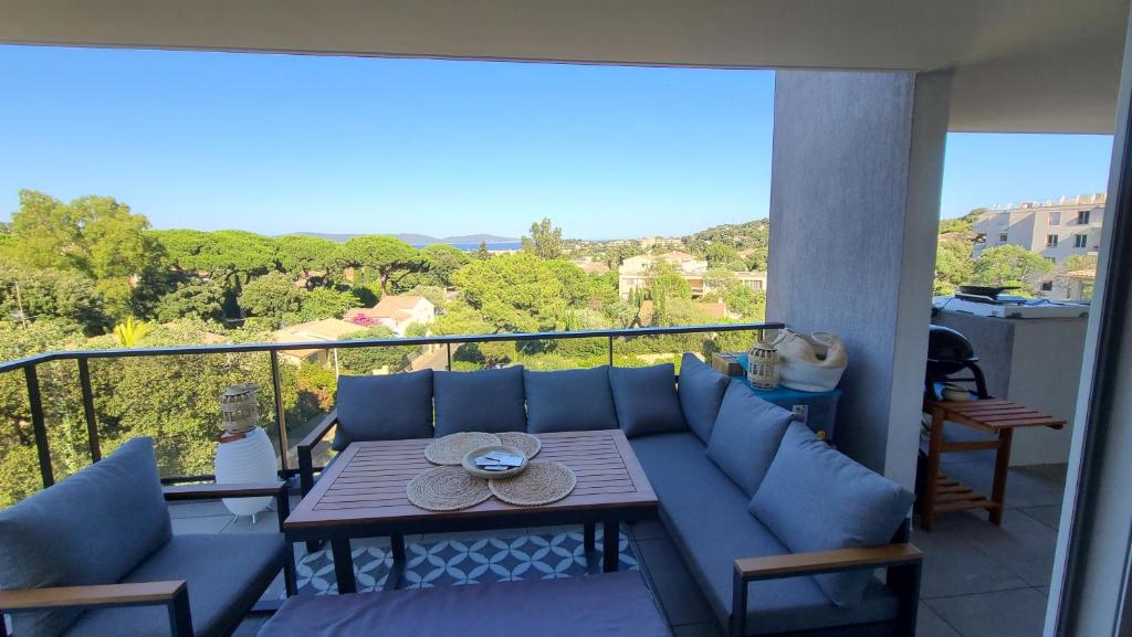 Appartement climatisé T3 vue mer de 63 M2 - 2 chambres et belle terrasse de 23 M2 - 5
