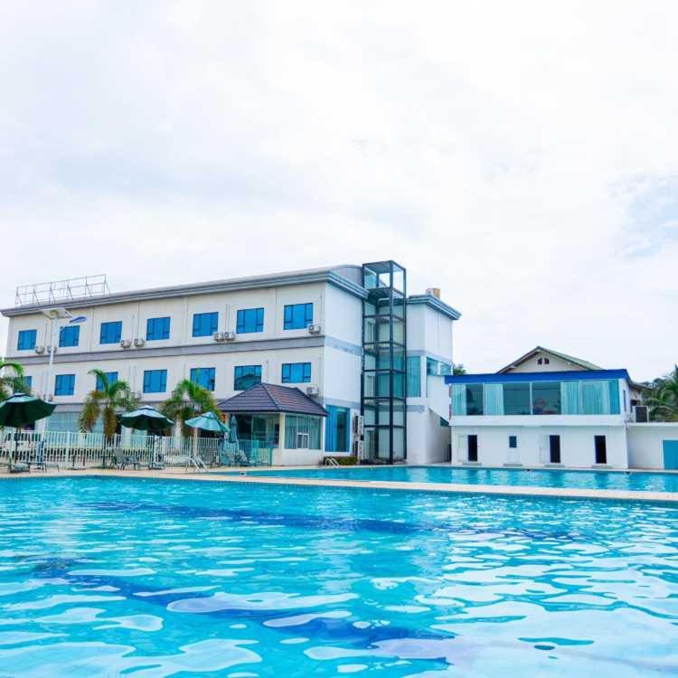 Hubei Hotel, Vientiane