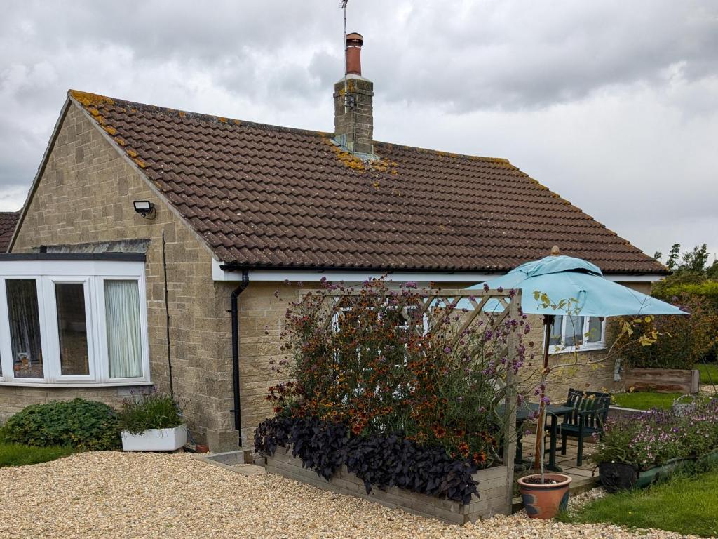 Rhode Acres, Sturminster Newton