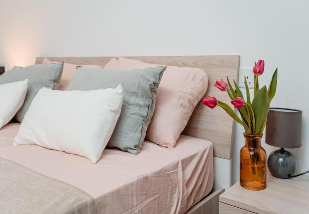 Amazing 2 Bed in Gzira Centre - Designer Finish, Gżira