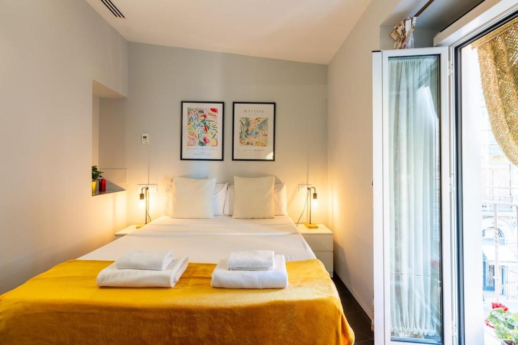 C2 Apartment with Terrace in the Arenal, Cathedral - 2