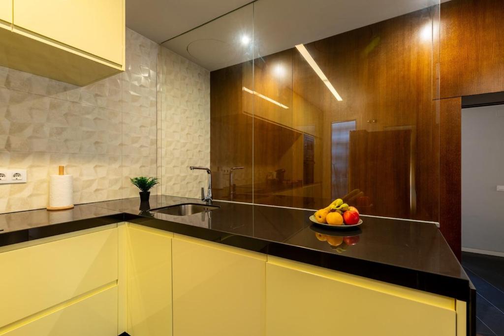 C2 Apartment with Terrace in the Arenal, Cathedral - 3