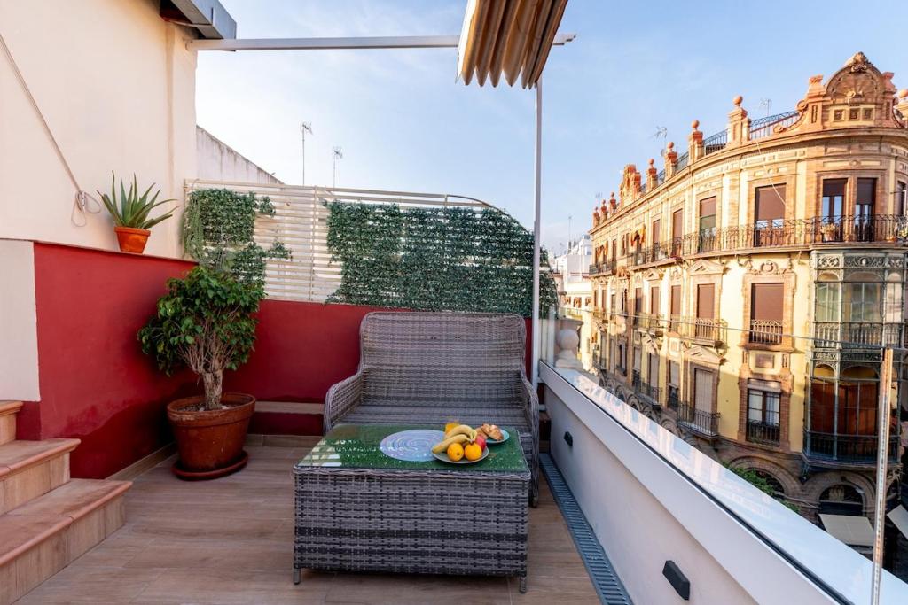 C2 Apartment with Terrace in the Arenal, Cathedral - 5