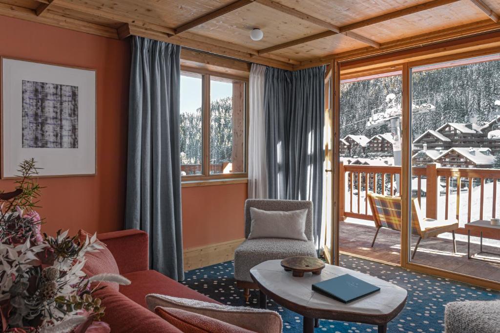 Hotel Le Coucou Méribel - 2