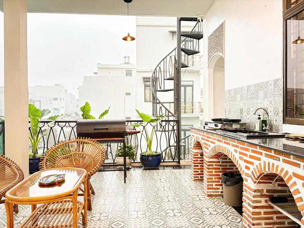 RUSTIC APARTMENT- BeTong Residences RUSTIC APARTMENT- BeTong Residences