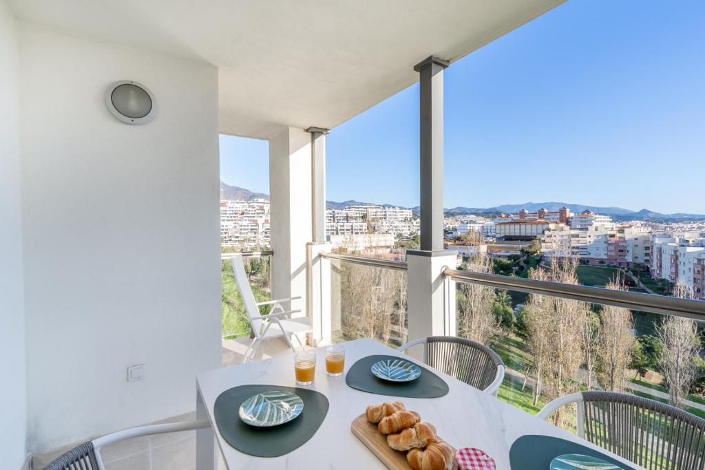 AR11 Stylish flat in perfect location - 3