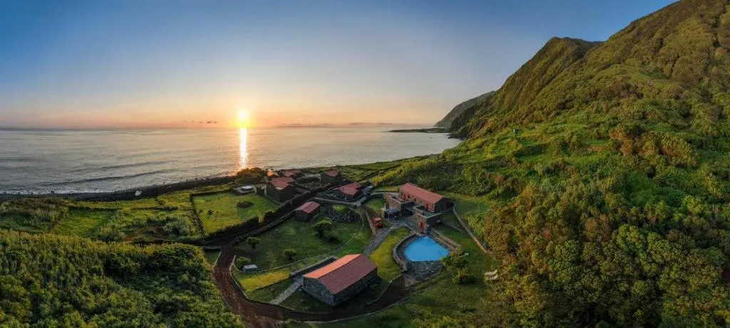 Kuanza Nature Experience, Fajã do Belo, hotel in Fajã da Caldeira de Santo Cristo