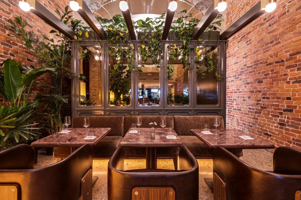 Bar/lounge