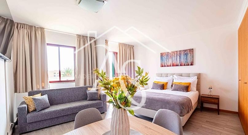 Enjoy Madeira 1, Caniço