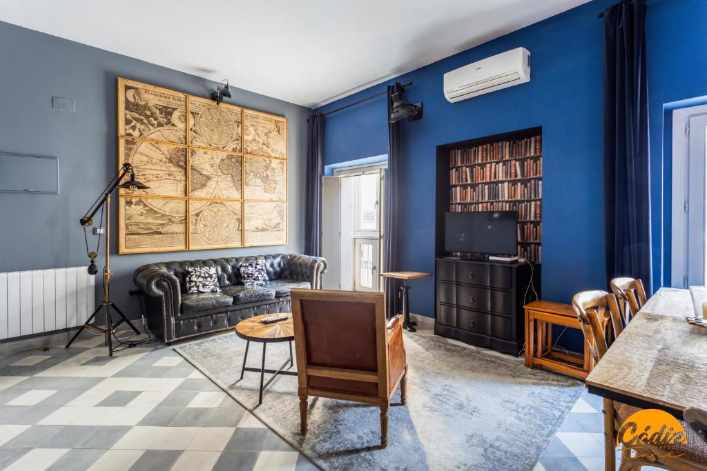 Blue Home by Cadiz Time - 4