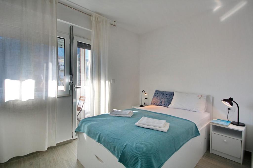 Lola - New, best located, elegant & super tidy - 2