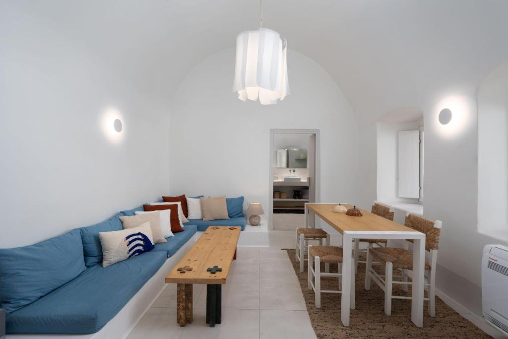 Kalyva Cycladic house - Oia Santorini, Oia