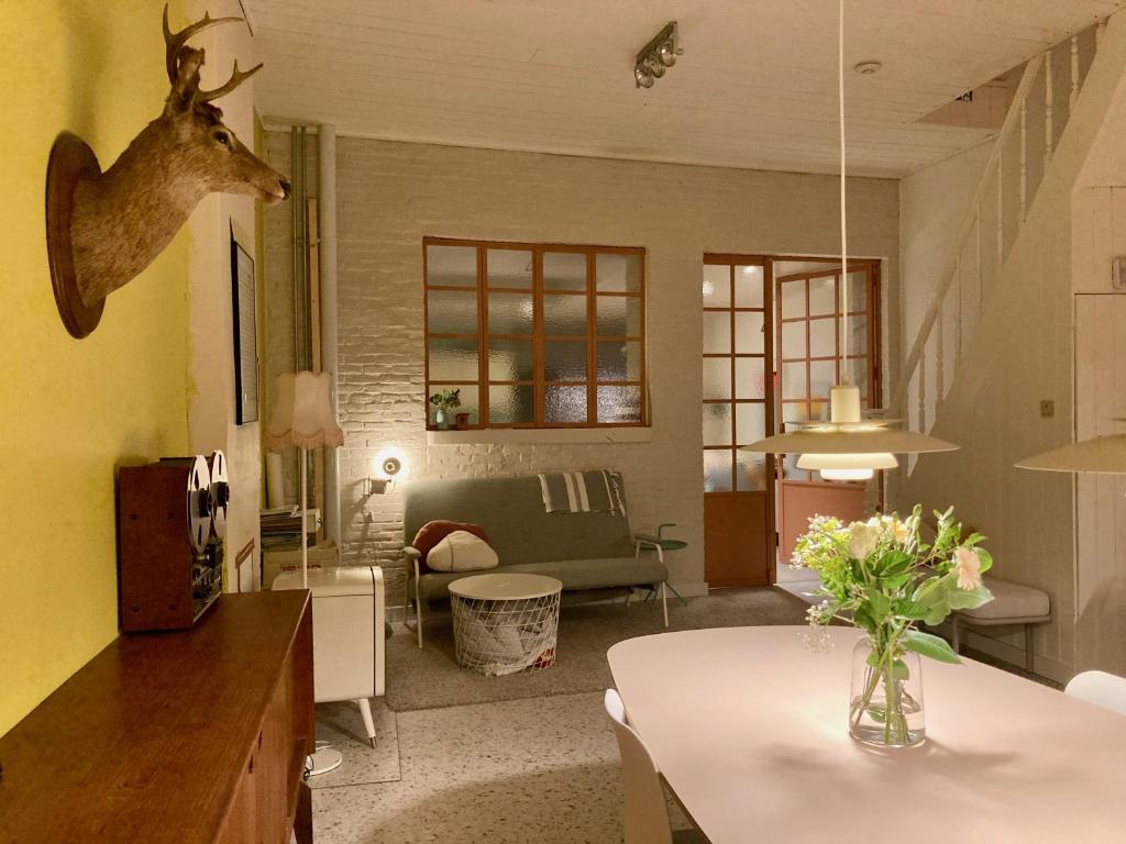 Bed and Bert, Lovaň