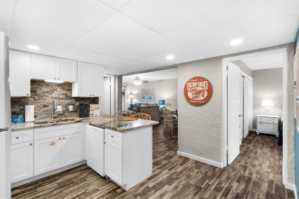 Sugar Beach C-8 (2/2), Panama City Beach