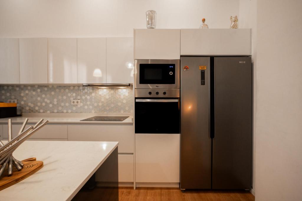 Habitación con Terraza y Baño Privado y Comodidades Compartidas - 4
