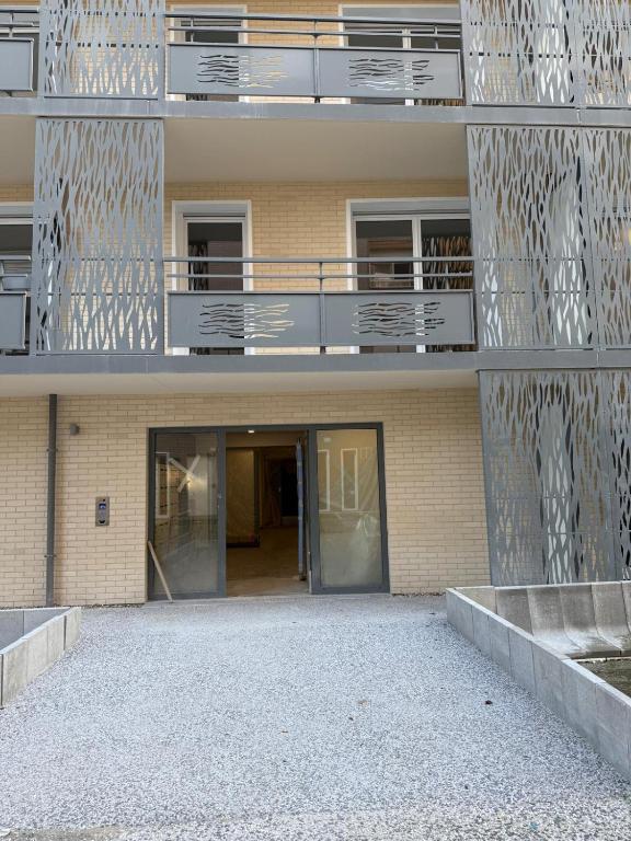 Apt Neuf Centre Saint-sever - 5