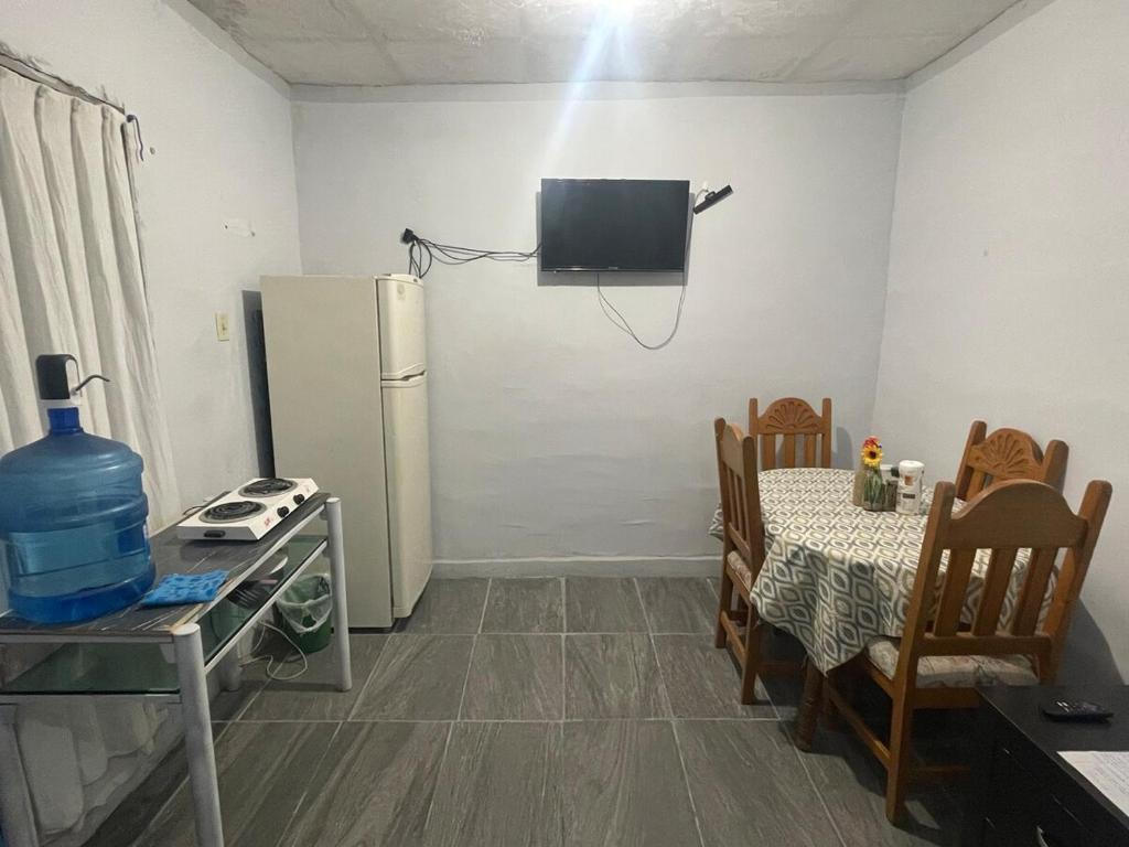 Separate apartment in guesthouse, Manuel F. Martínez