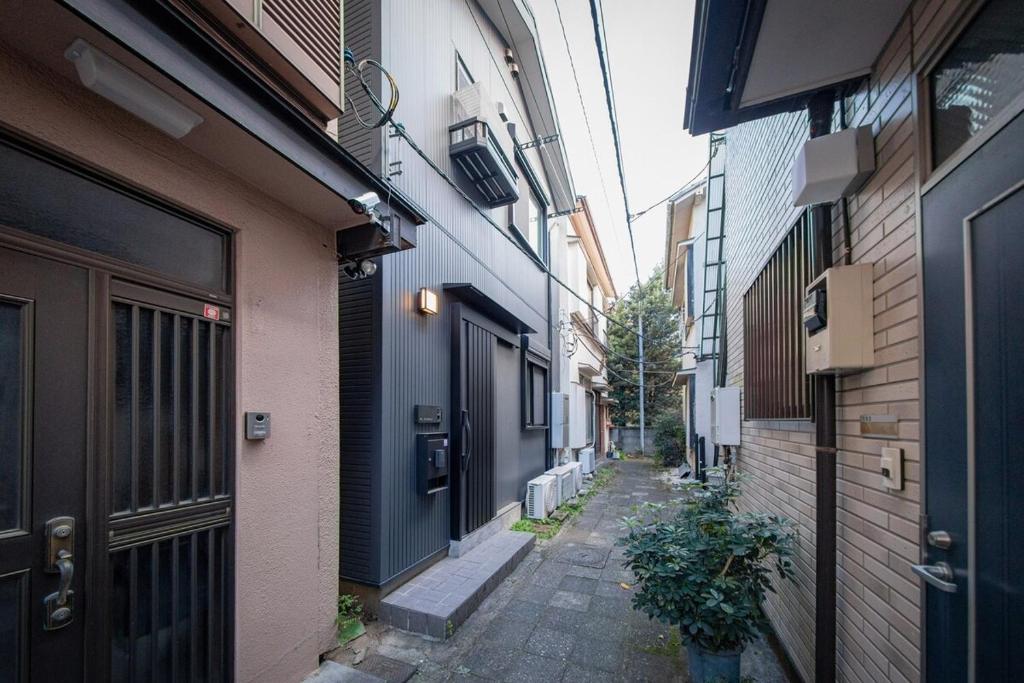 新宿原町貸切一軒家
