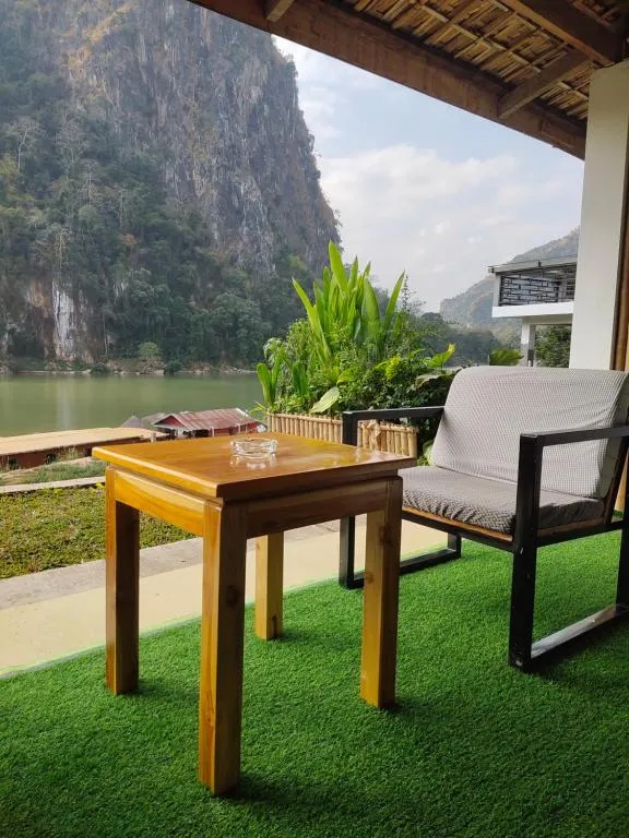 Amanda Riverside, hotel in Nongkhiaw