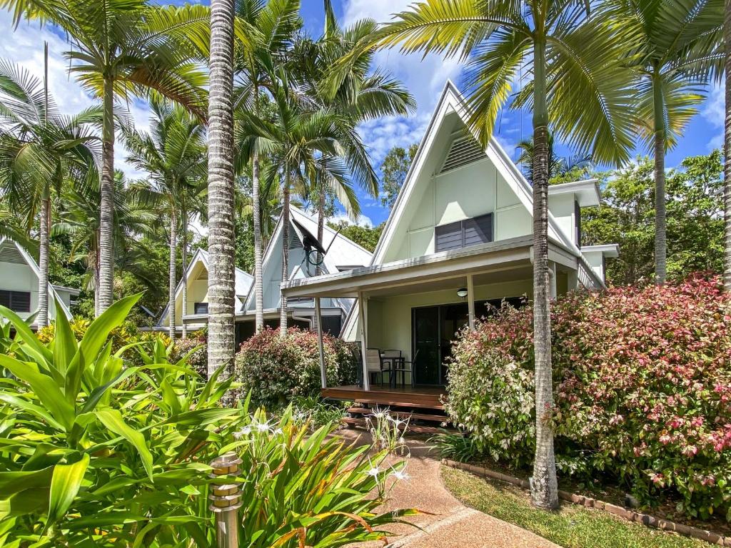 Canopy Chalet 10, Nelly Bay