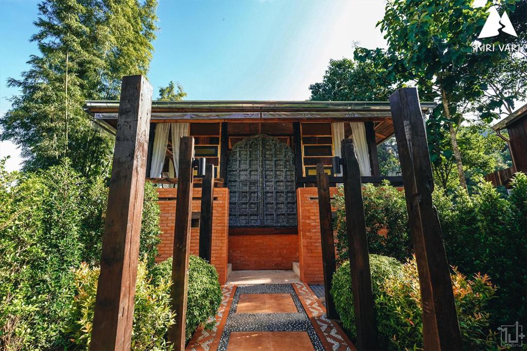 ทางเข้า