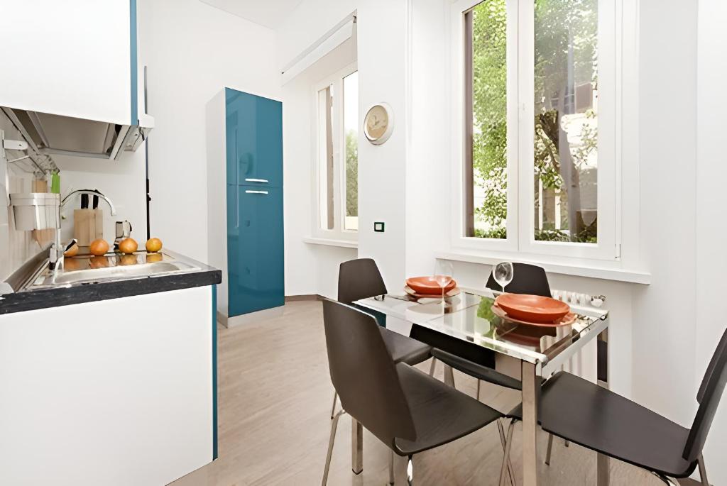 Ungaretti Vatican Apartment - 3