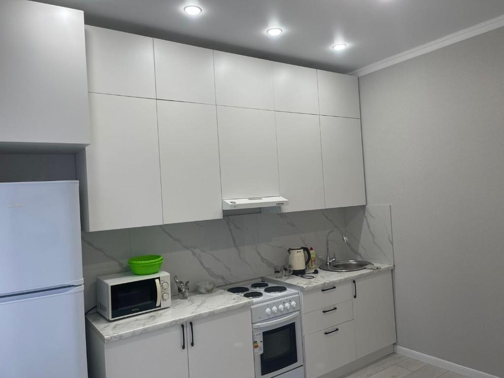 Уютная 1комн кв в центре Астаны на Левом берегу, Astana