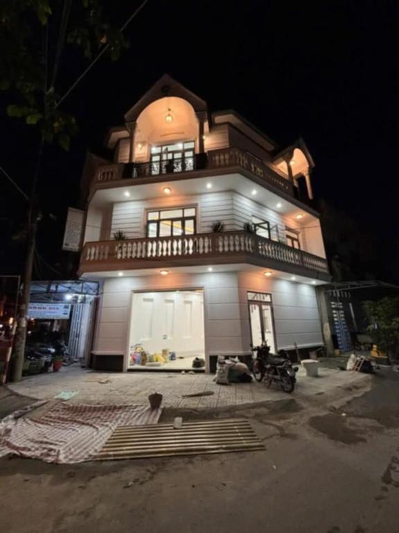 Thúy Nguyễn Home, Ấp Bình Phó