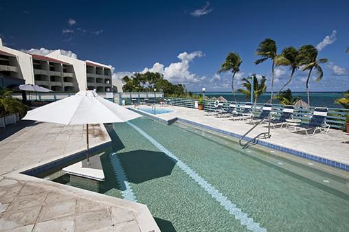 聖克羅伊海灘俱樂部網球度假酒店 (Club St. Croix Beach and Tennis Resort)