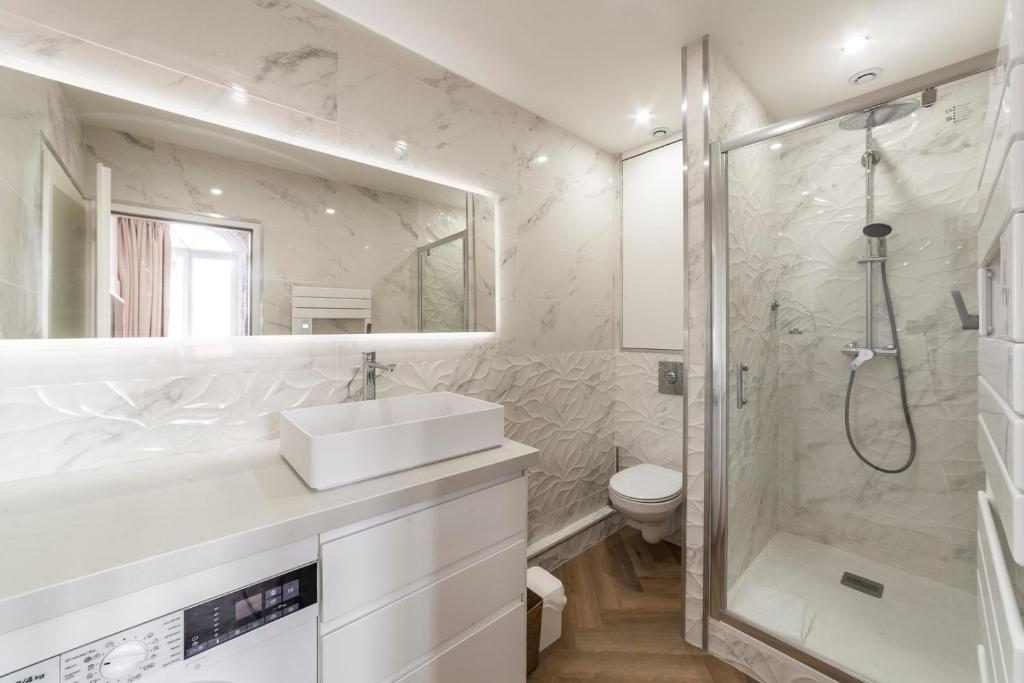 All in Lyon | Chalet urbain chic climatisé Lyon 6 - 5