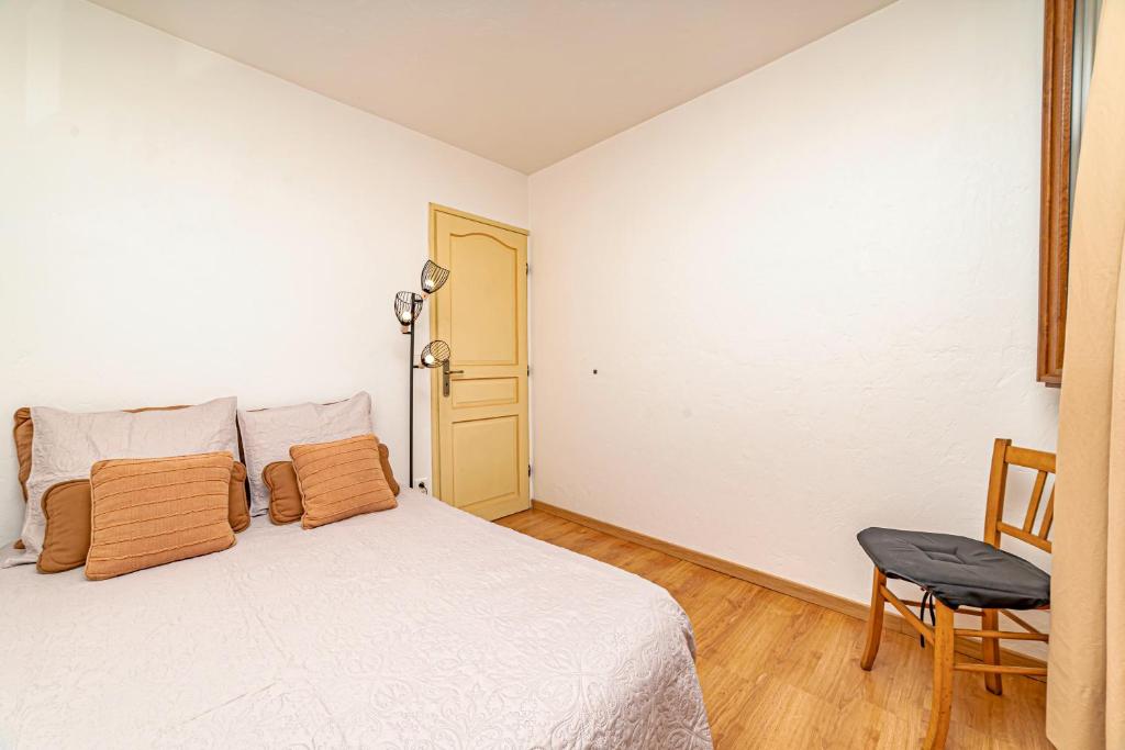 2 Bed Apartment Sleeps 6 - Pets Ok - Free Parking - 3