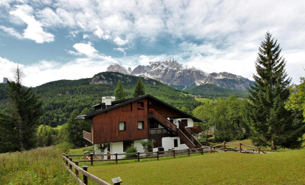 Appartamento Croda with Large Panoramic Terrace and Private Garage - 2
