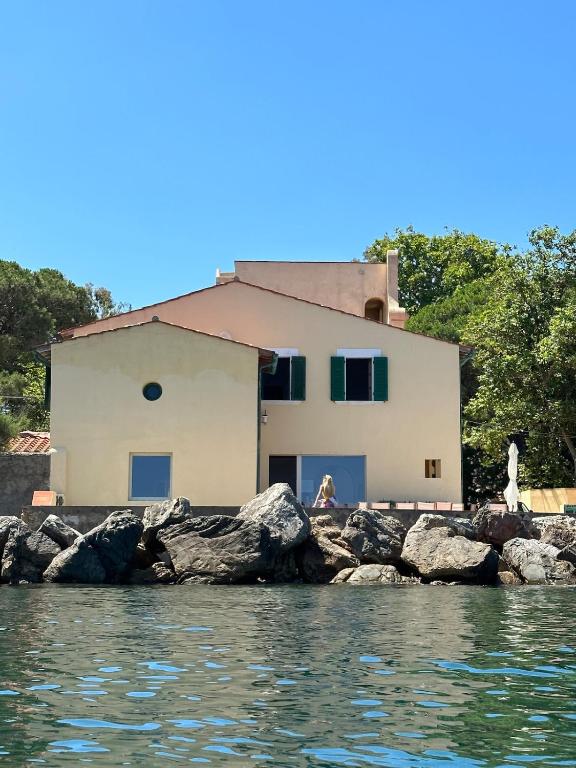 Casa Grande, historic Villa by the sea, in the sea - 1