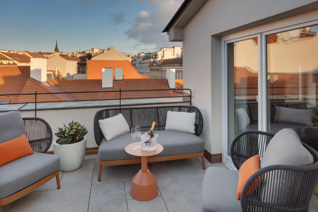 Balcony/terrace, Hotel BOOKQUET in Prague