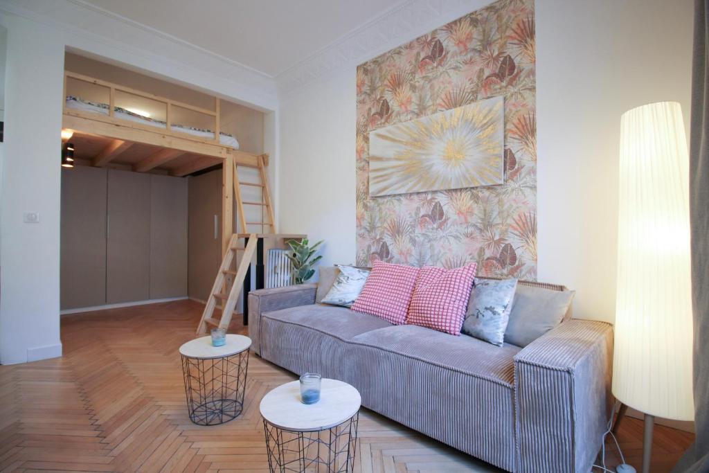 CLEMENCEAU 2 Studio Confortable Clim et Dressing Proche Gare, Nice