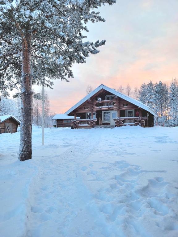 Mökki Kemijärvellä, Ämmälä