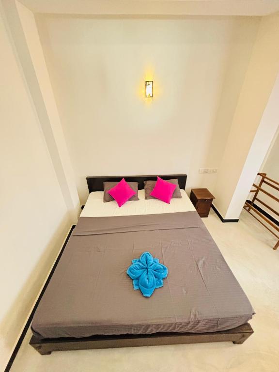 Wave Place, Weligama