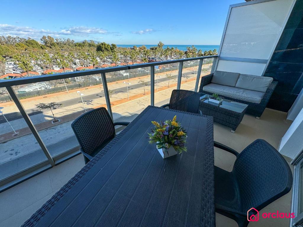 Dulce Escape, Cabanes